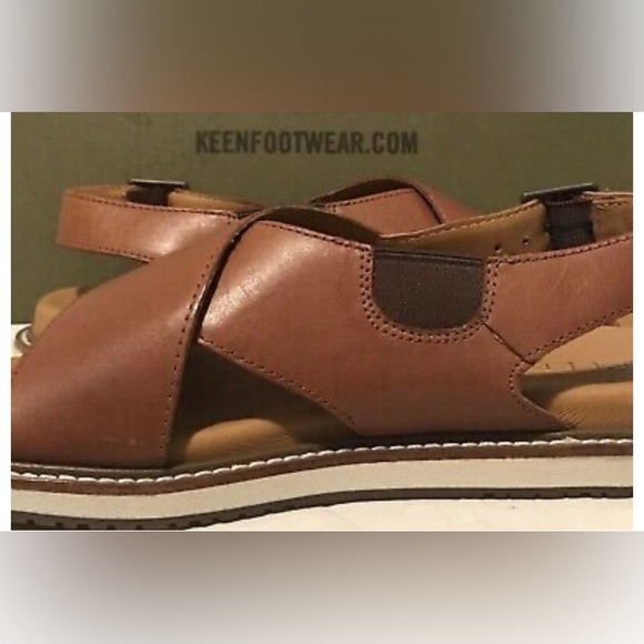 KEEN Lana Cross Strap Sandal - Picture 5 of 10
